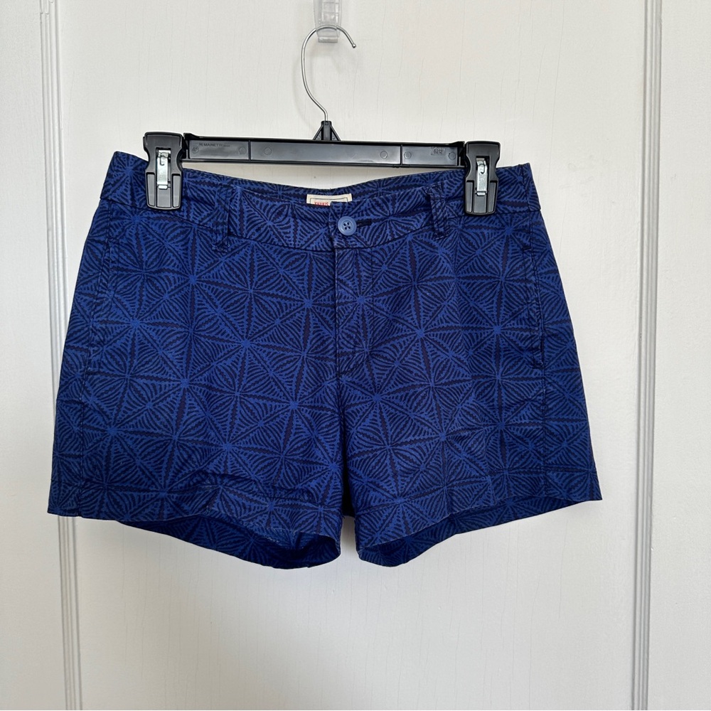 Khakis by Gap blue and black print shorts, size 0.